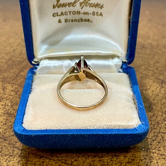 Vintage 14k Yellow Gold Garnet Dinner Ring Estate Jewelry Handmade Retro Chic - Picture 10 of 12